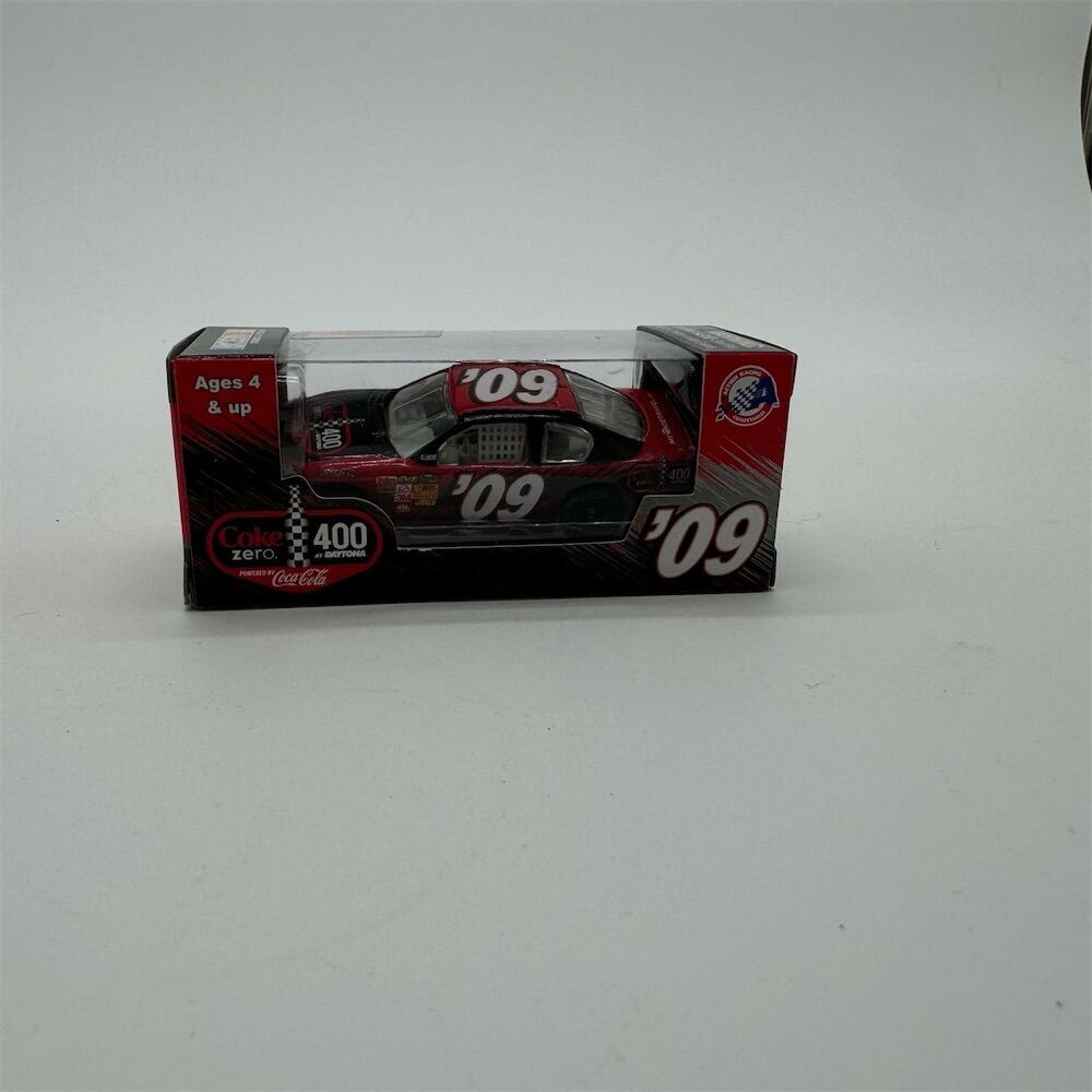 NASCAR Coke Zero 400 #09 1:64 Die-Cast Car Multi-Color
